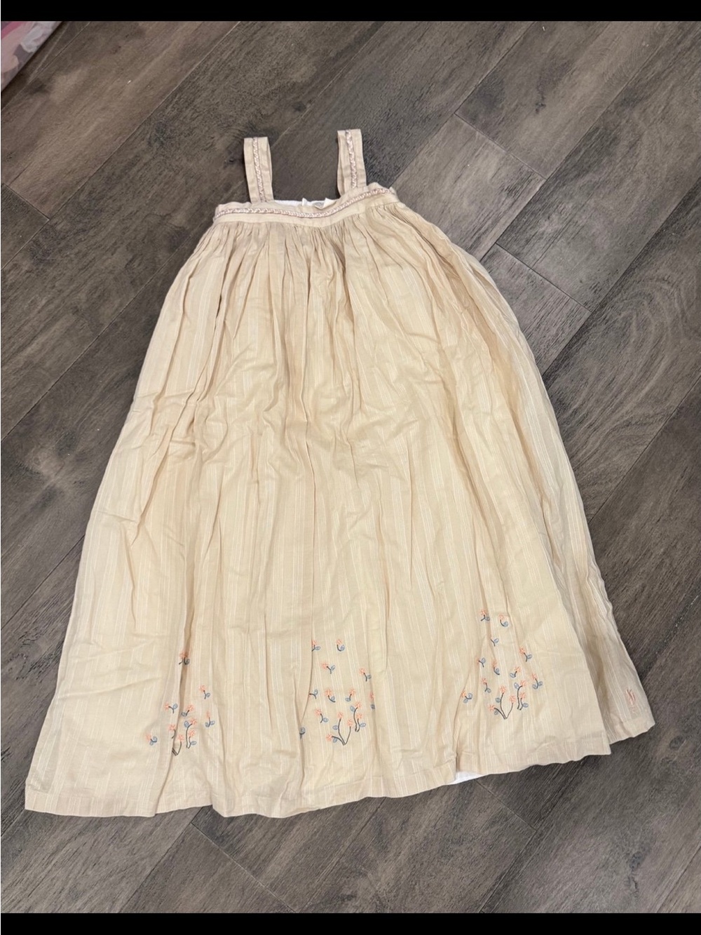 well dressed wolf maxi dress